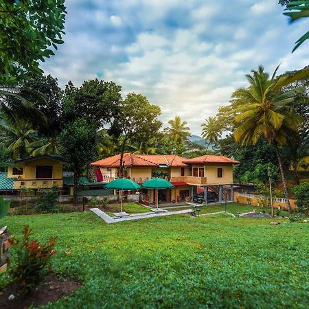 Mahaweli View Bungalow Kandy Exterior foto