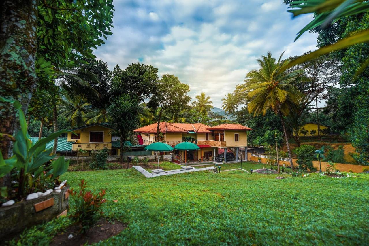 Mahaweli View Bungalow Kandy Exterior foto